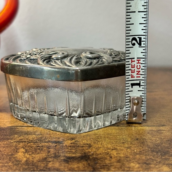 Vintage Glass Heart Shaped Trinket Dish with Metal Lid Love Gift - Picture 14 of 15